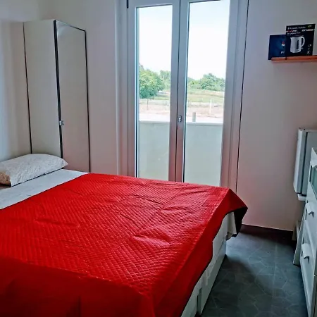 Mar Santini Bed & Breakfast 3*